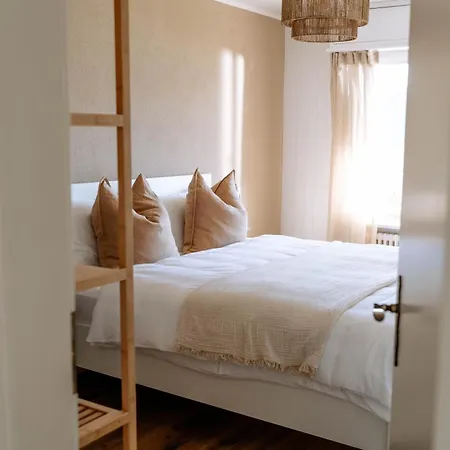 Mountlake House 펜션 *