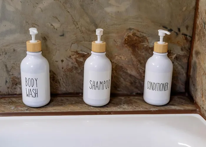 Holiday home Mountlake House