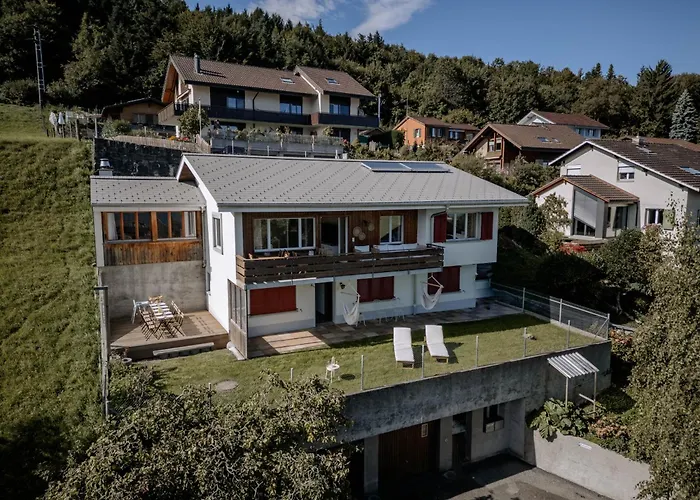 Mountlake House Holiday home