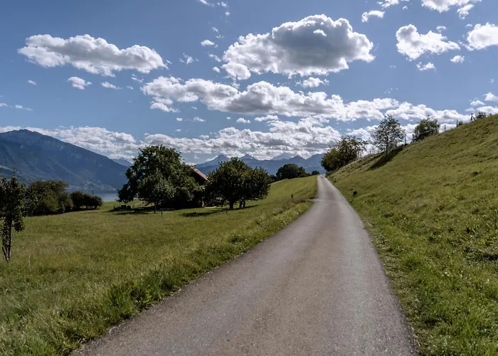 Mountlake House Holiday home Spiez