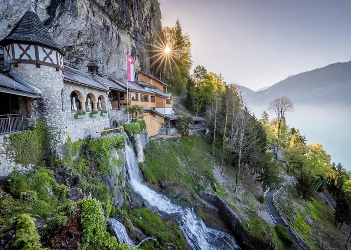 Mountlake House Holiday home *