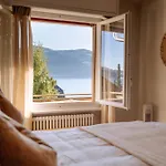 Holiday home Mountlake House *