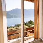 Mountlake House Holiday home *